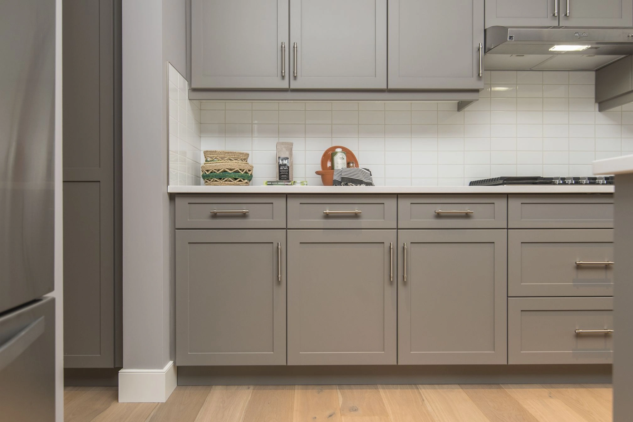 beautiful-shot-modern-house-kitchen-shelves-drawers